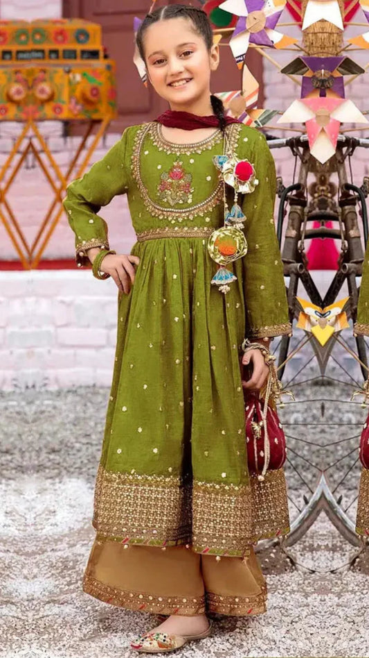 Kids 3PC Embroidered Lawn Dress With Net Dupatta RC104